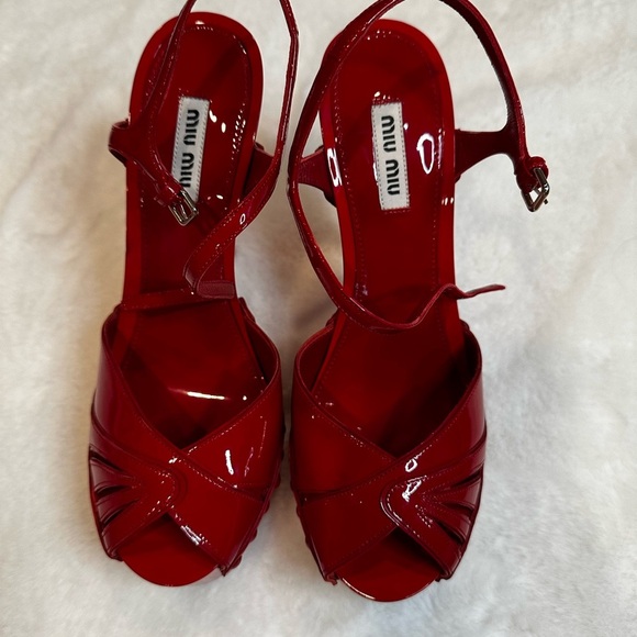 Miu Miu Glossy Red Heeled Sandals brand new - Picture 1 of 5
